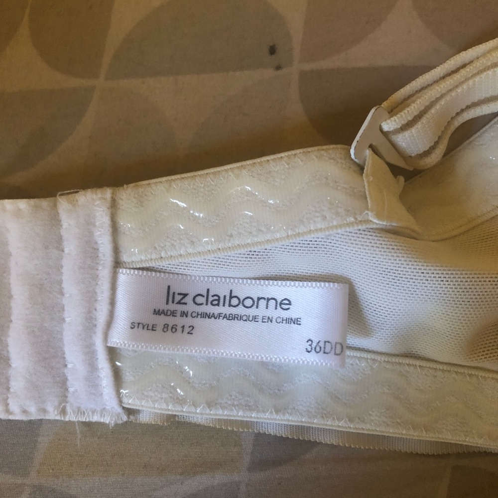 Liz Claiborne Sexxxy Y2K White 5-Way Convertible Bra Detachable Straps 🥰 34H - Picture 2 of 14